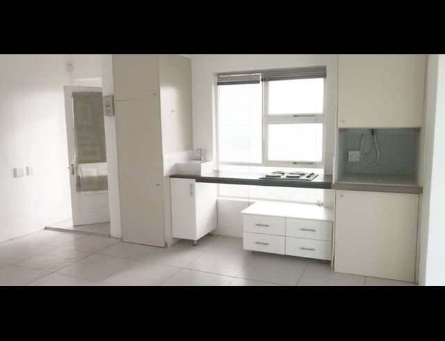 1 bed property to rent in WOODSTOCK